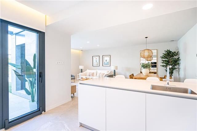 4 soveværelse Villa til salg i Las Maravillas, Palma de Mallorca med swimmingpool garage - € 1.045.000 (Ref: 9852063)