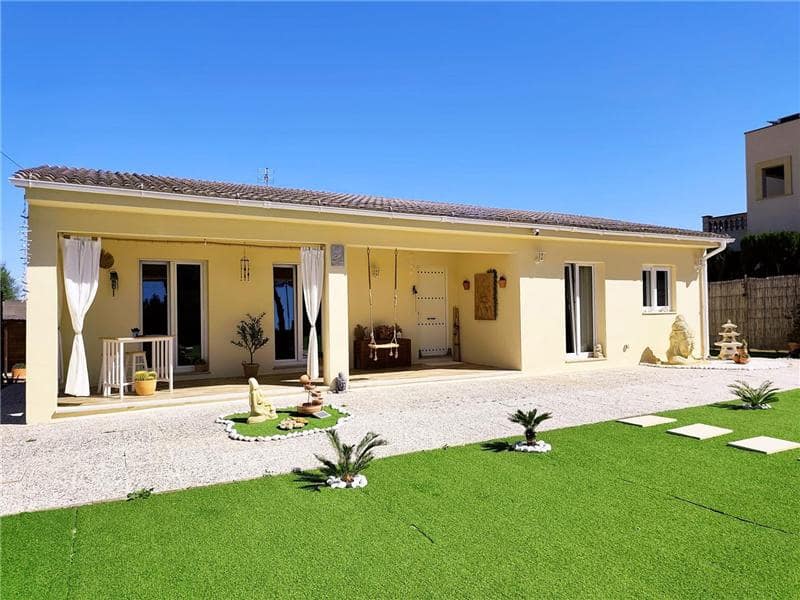 2 sypialnia Willa na sprzedaż w Llucmajor z basenem garażem - 725 000 € (Ref: 9860692)