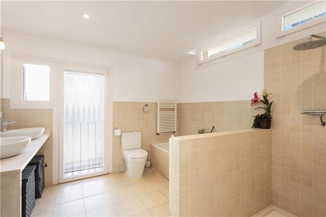 4 sovrum Villa till salu i Costa de la Calma, Calvià med pool garage - 1 795 000 € (Ref: 9862112)