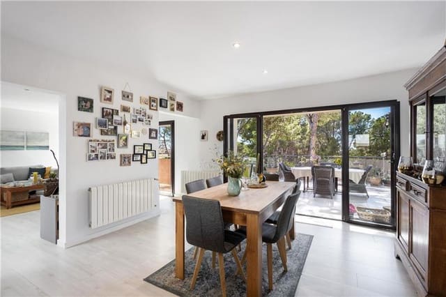 4 sovrum Villa till salu i Costa de la Calma, Calvià med pool garage - 1 795 000 € (Ref: 9862112)