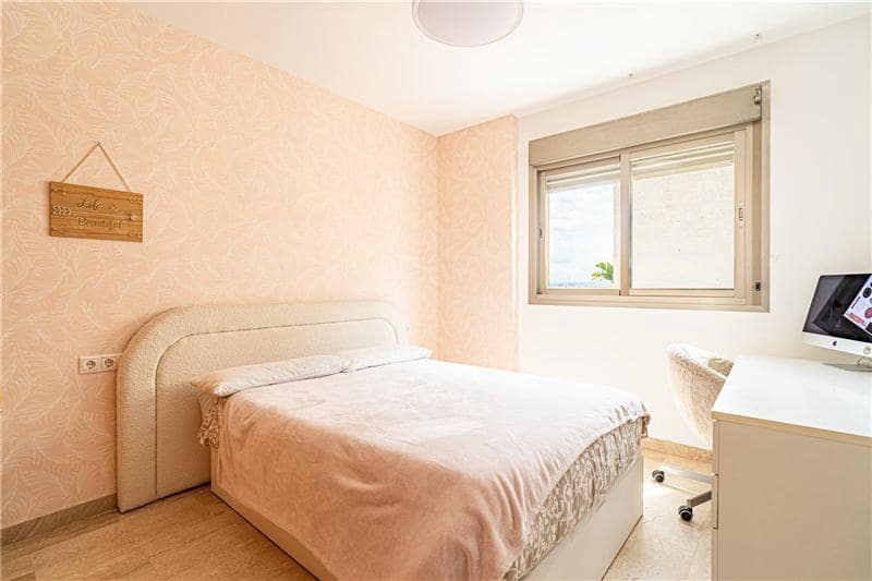 4 soverom Penthouse til salgs i Palma de Mallorca med svømmebasseng garasje - € 1 669 500 (Ref: 9862425)