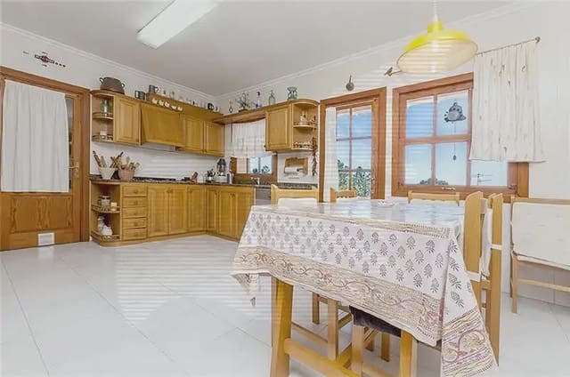 4 slaapkamer Villa te koop in Portals Nous, Calvià met zwembad - € 4.800.000 (Ref: 9893299)