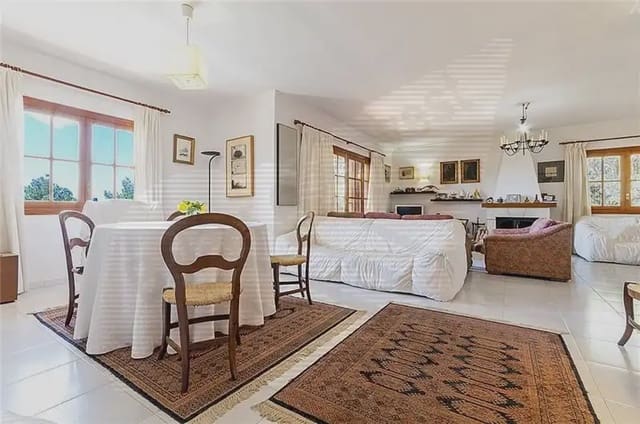 4 slaapkamer Villa te koop in Portals Nous, Calvià met zwembad - € 4.800.000 (Ref: 9893299)