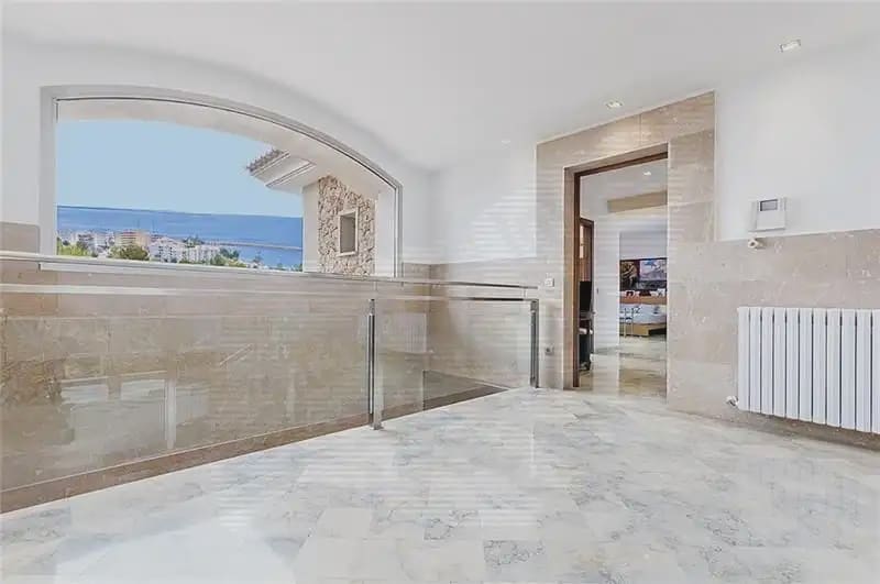 4 sypialnia Willa na sprzedaż w Calvia z garażem - 6 000 000 € (Ref: 9893300)