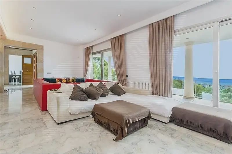 4 sypialnia Willa na sprzedaż w Calvia z garażem - 6 000 000 € (Ref: 9893300)