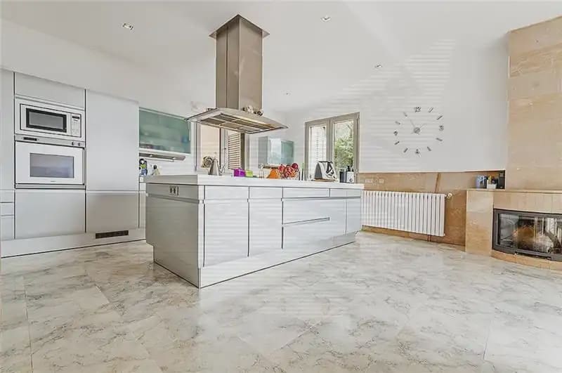 4 sypialnia Willa na sprzedaż w Calvia z garażem - 6 000 000 € (Ref: 9893300)