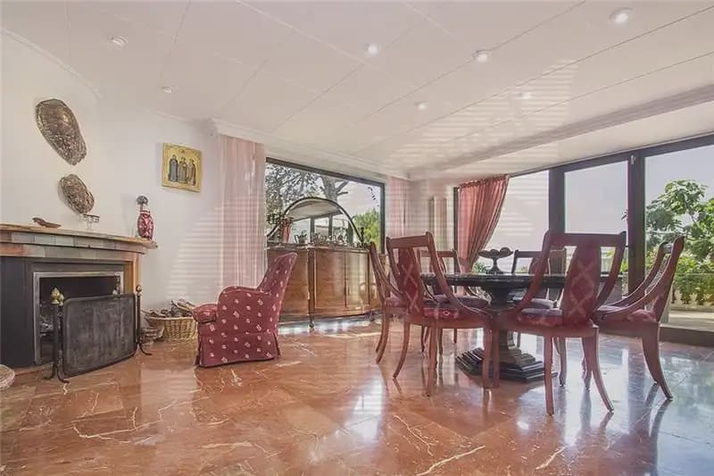 4 bedroom Villa for sale in Llucmajor with pool garage - € 3,200,000 (Ref: 9893302)