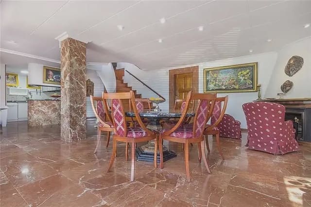 4 bedroom Villa for sale in Cala Blava, Llucmajor with pool garage - € 3,200,000 (Ref: 9893302)