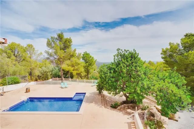 4 bedroom Villa for sale in Esporles with pool garage - € 1,575,000 (Ref: 9893304)