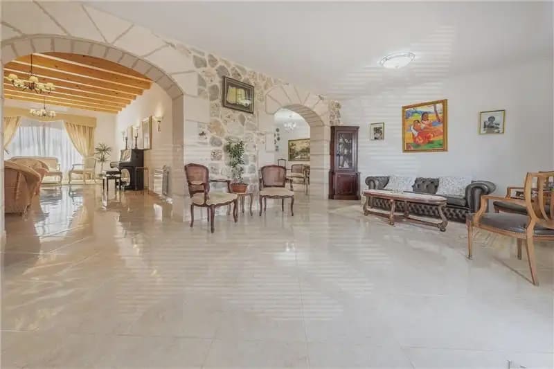5 Zimmer Finca/Landgut zu verkaufen in Son Ferriol mit Garage - 2.800.000 € (Ref: 9893307)