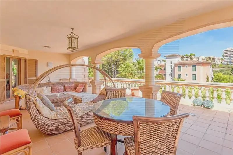6 bedroom Villa for sale in Palma de Mallorca with pool garage - € 3,500,000 (Ref: 9893308)
