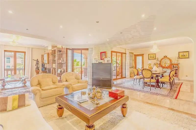 6 bedroom Villa for sale in Palma de Mallorca with pool garage - € 3,500,000 (Ref: 9893308)