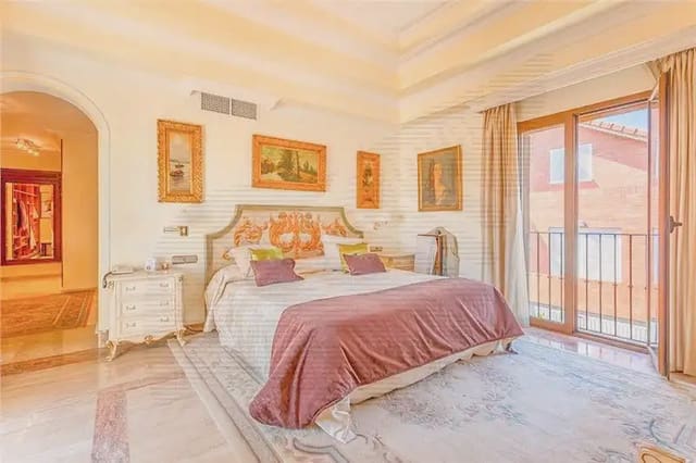 6 bedroom Villa for sale in La Bonanova, Palma de Mallorca with pool garage - € 3,500,000 (Ref: 9893308)