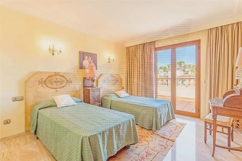 6 bedroom Villa for sale in Palma de Mallorca with pool garage - € 3,500,000 (Ref: 9893308)