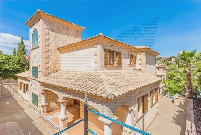 6 bedroom Villa for sale in Palma de Mallorca with pool garage - € 3,500,000 (Ref: 9893308)