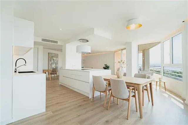 3 bedroom Flat for sale in El Terreno, Palma de Mallorca with pool garage - € 1,550,000 (Ref: 9893309)