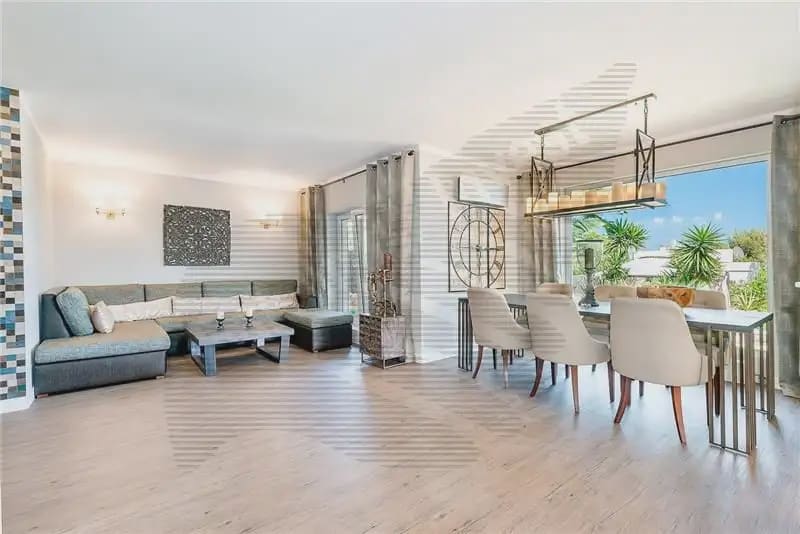 4 bedroom Villa for sale in Calvia with pool - € 3,290,000 (Ref: 9893310)