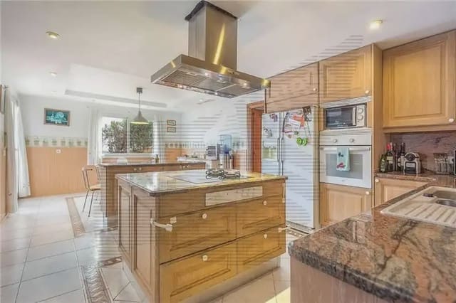 5 quarto Moradia para venda em Palmanova, Calvià com piscina garagem - 2 995 000 € (Ref: 9893316)