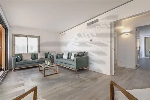 2 bedroom Flat for sale in L'Arenal, Palma de Mallorca with garage - € 643,000 (Ref: 9893318)