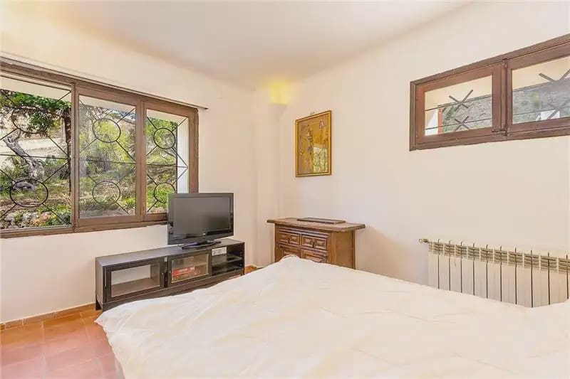 3 sypialnia Finka/Dom wiejski na sprzedaż w Deia z basenem garażem - 1 500 000 € (Ref: 9893326)