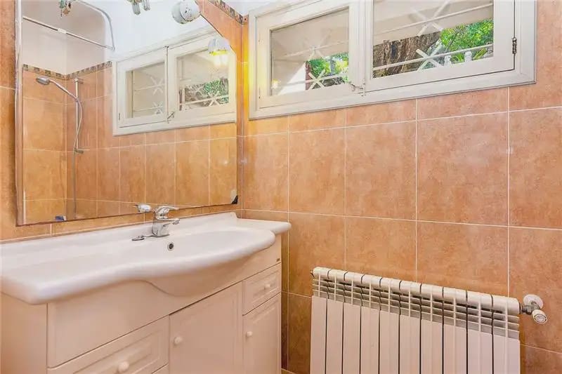 3 sypialnia Finka/Dom wiejski na sprzedaż w Deia z basenem garażem - 1 500 000 € (Ref: 9893326)