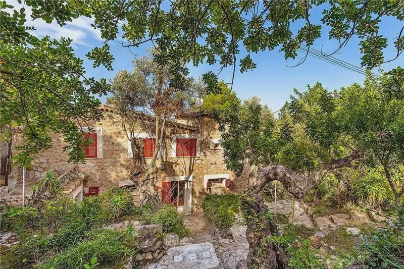 3 sypialnia Finka/Dom wiejski na sprzedaż w Deia z basenem garażem - 1 500 000 € (Ref: 9893326)
