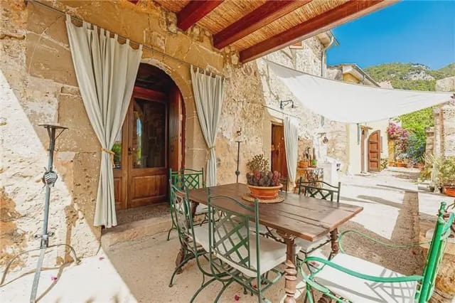 2 bedroom Villa for sale in Andratx - € 790,000 (Ref: 9893329)