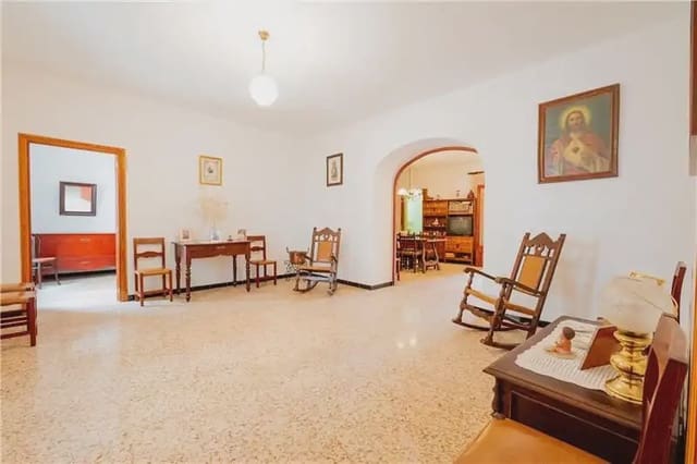 4 bedroom Finca/Country House for sale in Petra - € 419,000 (Ref: 9893331)