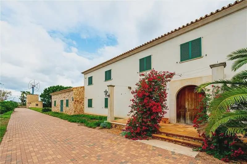 12 soveværelse Finca/Landehus til salg i Palma de Mallorca med garage - € 2.200.000 (Ref: 9893332)