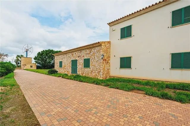 12 soveværelse Finca/Landehus til salg i L'Aranjassa / S'Aranjassa, Palma de Mallorca med garage - € 2.200.000 (Ref: 9893332)