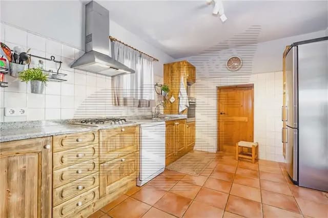 3 slaapkamer Villa te koop in Colonia de Sant Jordi, Ses Salines met garage - € 995.000 (Ref: 9893338)