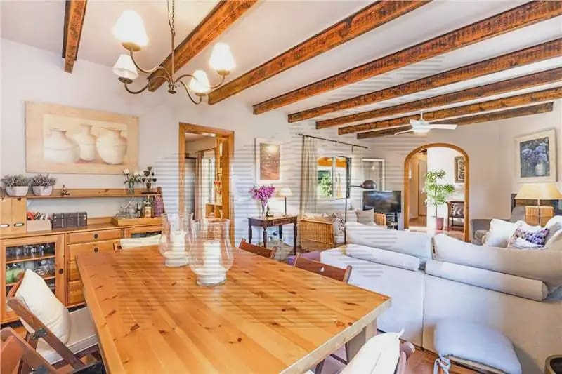 3 slaapkamer Villa te koop in Ses Salines met garage - € 995.000 (Ref: 9893338)