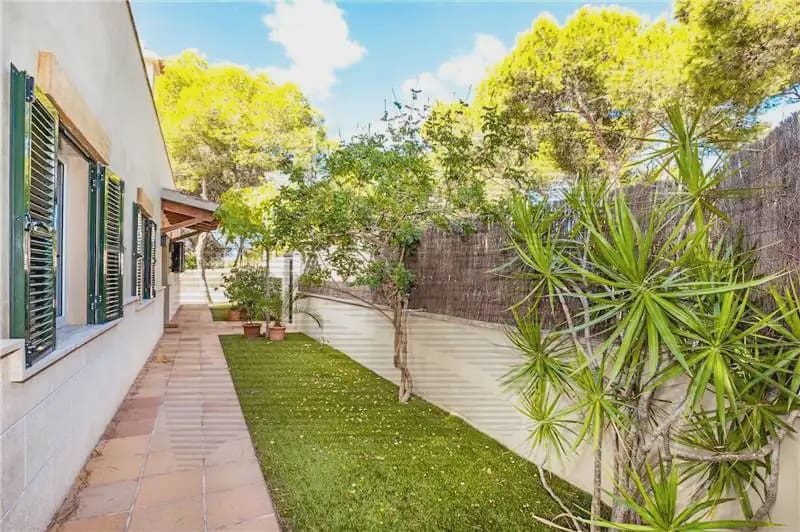3 slaapkamer Villa te koop in Ses Salines met garage - € 995.000 (Ref: 9893338)