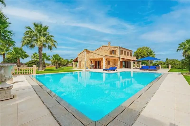 4 camera da letto Villa da affittare in Santa Eugenia con piscina garage - 7.000 € (Rif: 9893339)