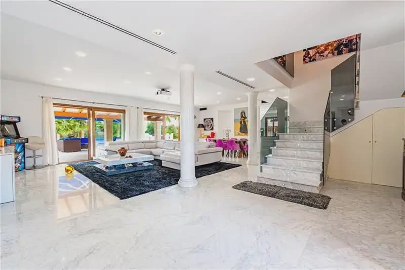 4 camera da letto Villa da affittare in Santa Eugenia con piscina garage - 7.000 € (Rif: 9893339)