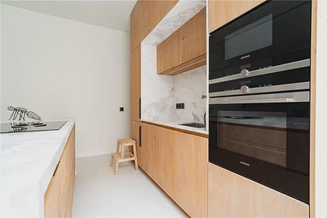 Commercial for sale in Santa Catalina, Palma de Mallorca - € 490,000 (Ref: 9893340)