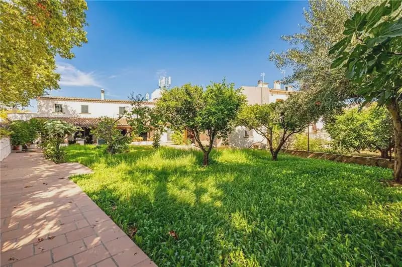 6 quarto Moradia para venda em Palma de Mallorca com garagem - 870 000 € (Ref: 9893341)