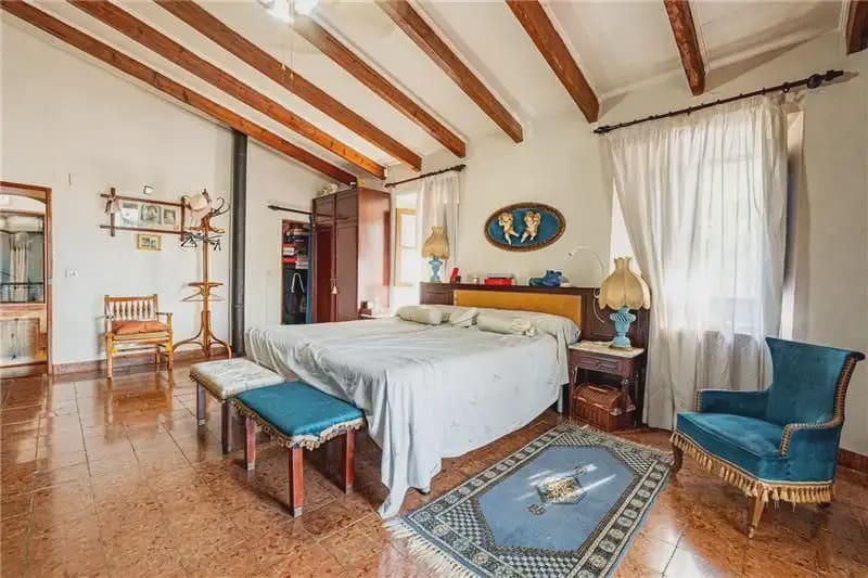 6 quarto Moradia para venda em Palma de Mallorca com garagem - 870 000 € (Ref: 9893341)