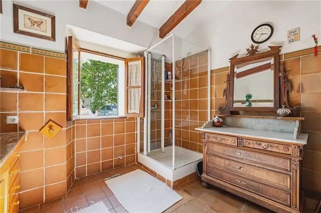 6 quarto Moradia para venda em Son Sardina, Palma de Mallorca com garagem - 870 000 € (Ref: 9893341)
