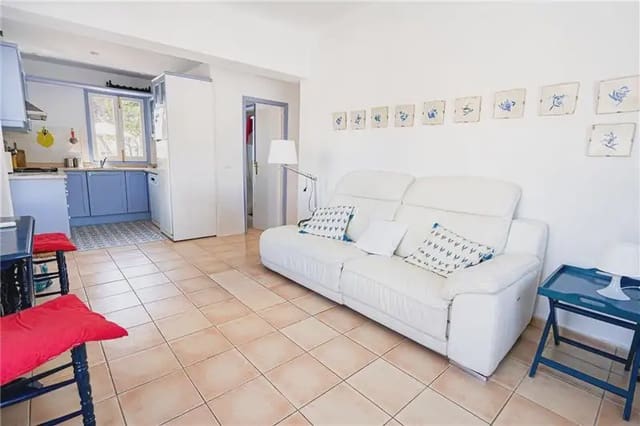 2 bedroom Apartment for rent in Las Maravillas, Palma de Mallorca - € 1,400 (Ref: 9893344)