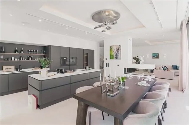Chalet de 6 habitaciones en Andratx en venta con piscina garaje - 12.800.000 € (Ref: 9893347)