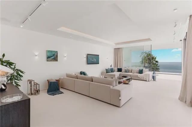 Chalet de 6 habitaciones en Andratx en venta con piscina garaje - 12.800.000 € (Ref: 9893347)