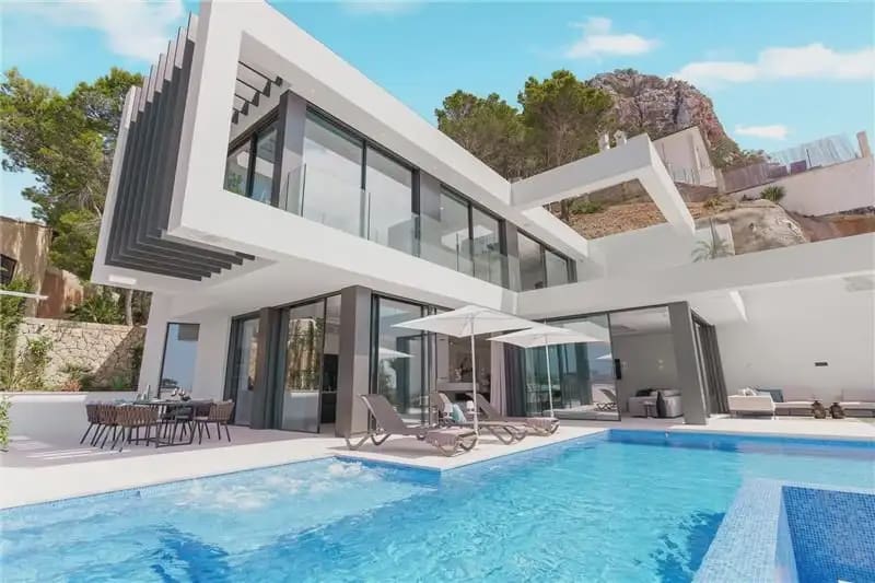 6 sovrum Villa till salu i Andratx med pool garage - 12 800 000 € (Ref: 9893347)