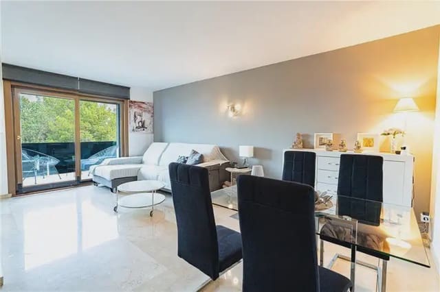 2 makuuhuone Asunto myytävänä paikassa La Teulera, Palma de Mallorca mukana uima-altaan - 695 000 € (Ref: 9893348)