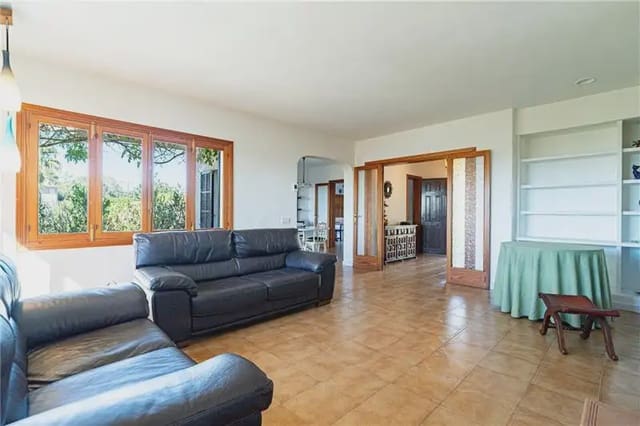 4 soverom Villa til salgs i Marratxí med garasje - € 960 000 (Ref: 9893349)