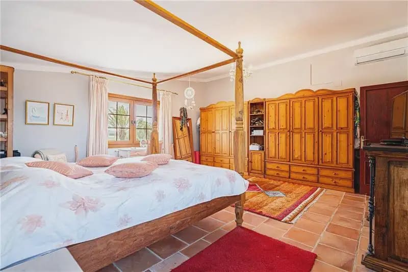 5 soveværelse Finca/Landehus til salg i Palma de Mallorca med swimmingpool garage - € 1.750.000 (Ref: 9893352)