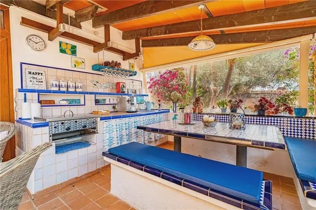 5 soveværelse Finca/Landehus til salg i El Pilari, Palma de Mallorca med swimmingpool garage - € 1.750.000 (Ref: 9893352)