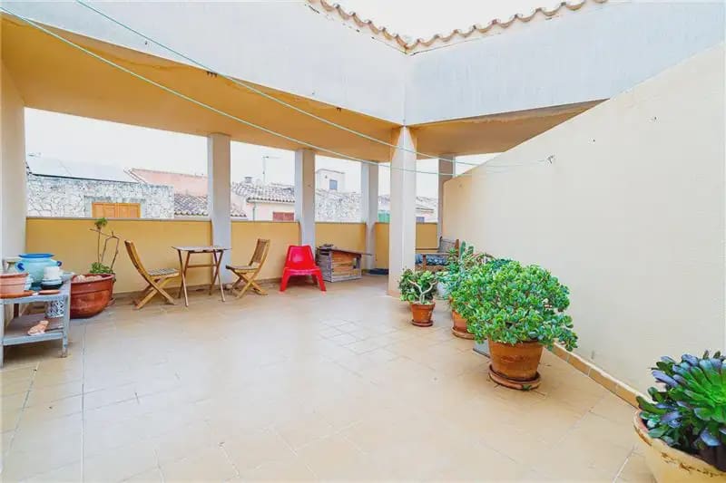 Piso de 3 habitaciones en Campanet en venta con garaje - 585.000 € (Ref: 9893353)