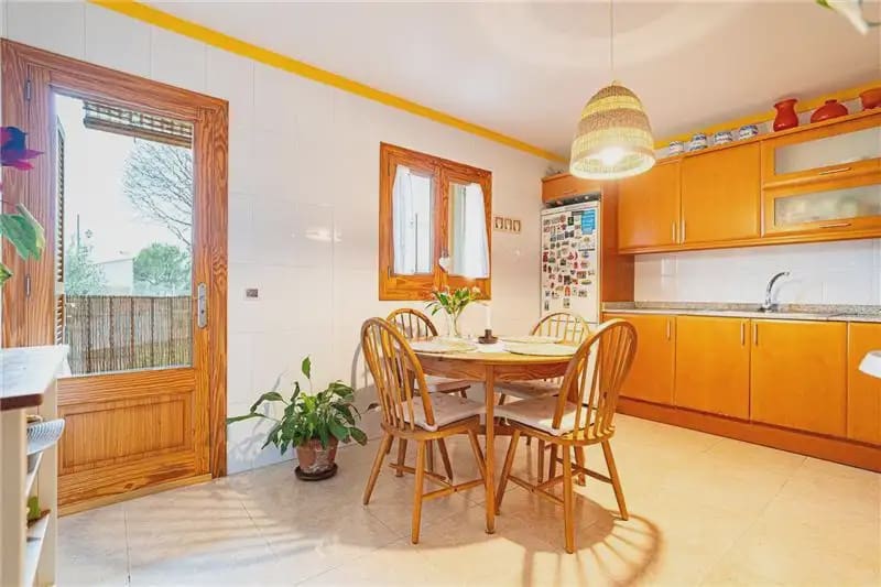 Piso de 3 habitaciones en Campanet en venta con garaje - 585.000 € (Ref: 9893353)