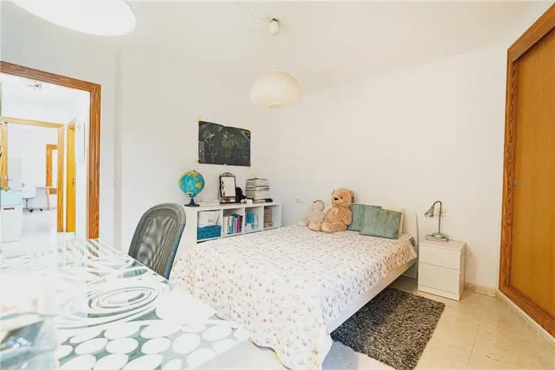 Piso de 3 habitaciones en Campanet en venta con garaje - 585.000 € (Ref: 9893353)
